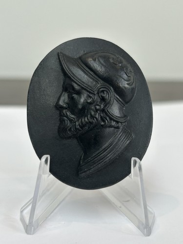 Wedgwood black basalt portrait - wedgwood,