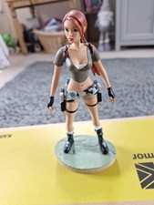 Lara Croft Londres  Figure 