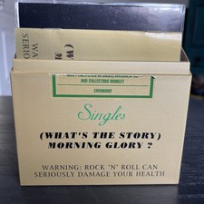 Oasis Singles What's the Story Morning Glory CDBox Set +Booklet. Lid is missing.