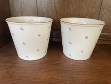A Pair Of Augarten Porcelain Planters