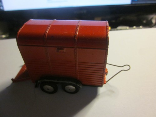 Corgi rice pony trailer - rice,