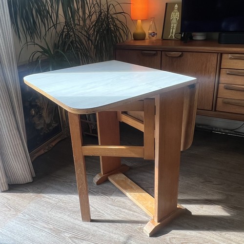 Mcm white formica - formica, dropleaf
