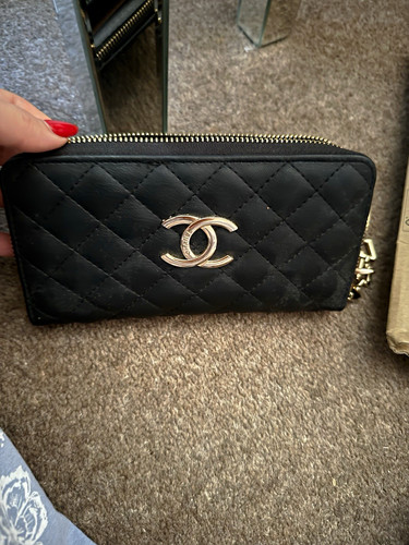 Chanel black quilted - quilted, leather