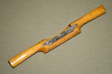 Small Vintage Boxwood Spokeshave 175mm or 7 inches long.
