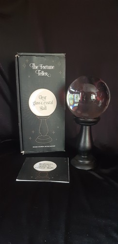 The fortune teller crystal - fortune,