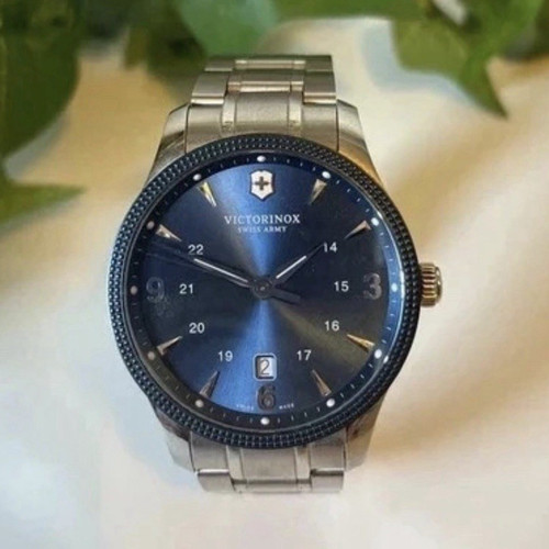 Victorinox swiss army - victorinox,