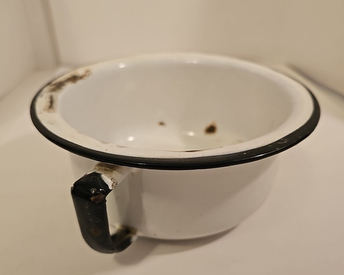 White black enamelware - black,