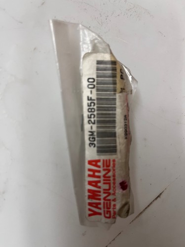 New genuine yamaha yzf600 - new,