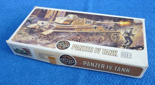 Airfix 72nd scale panzer iv - scale,