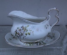 ROYAL ALBERT  HAWORTH Gravy