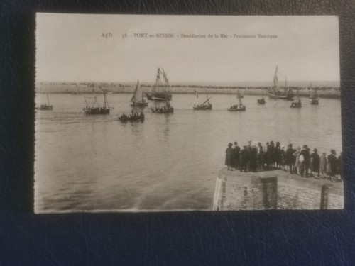 Old postcard port - postcard, port-en-bessin