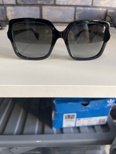 Women gucci gg1070s - women’s,