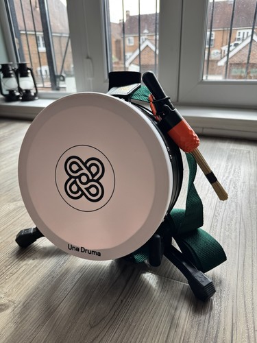Una druma bodhràn irish drum - druma,
