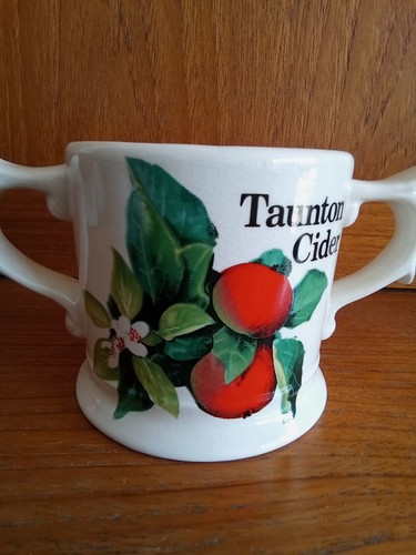 Vintage wade pottery taunton - pottery,