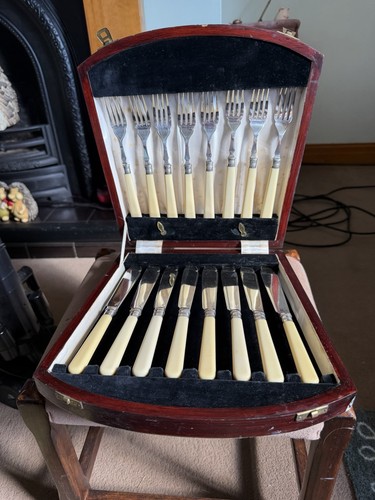 Vintage fish cutlery set - fish,