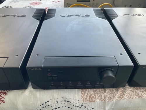 Cyrus cd8 - cyrus, integrated