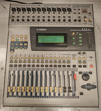 Yamaha 01V Digital Mixing Console