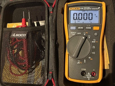 Fluke 116 True RMS Digital Multimeter with case and leads and manual