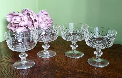 Set beautiful cut - set,