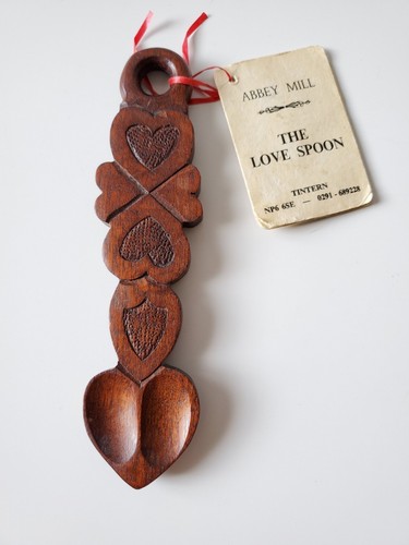 Vtg abbey mill hand carved - abbey,