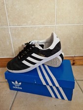 Adidas Originals Gazelle Low Suede Trainers UK9/US9½ Black/White.✅Trusted Seller