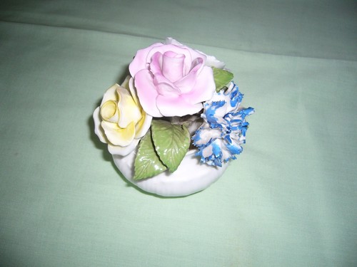 Radnor vintage 10cm flower - vintage,