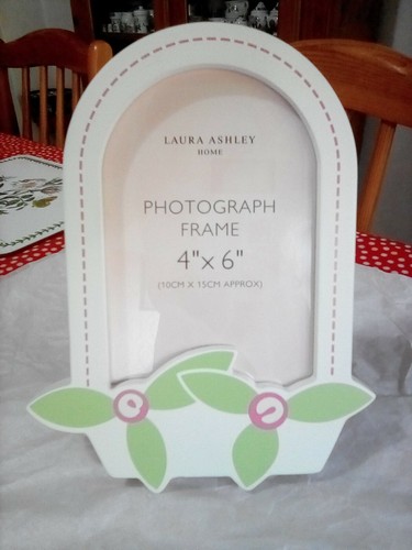 Laura ashley wooden - laura,