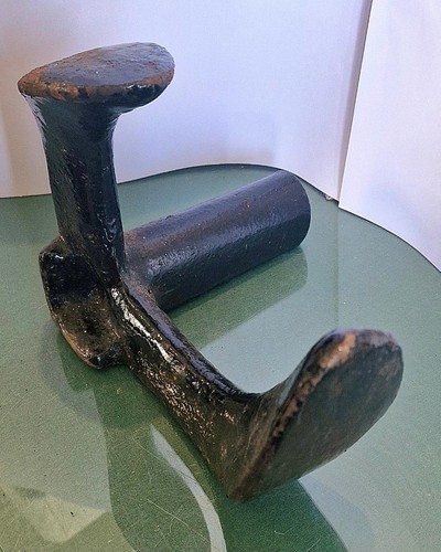 Vintage cast iron - cast,