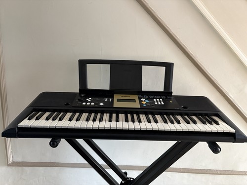 Yamaha ypt 220 - ypt-220, 61-key