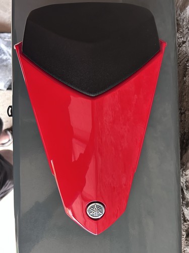 Genuine yamaha rear cowl - genuine,