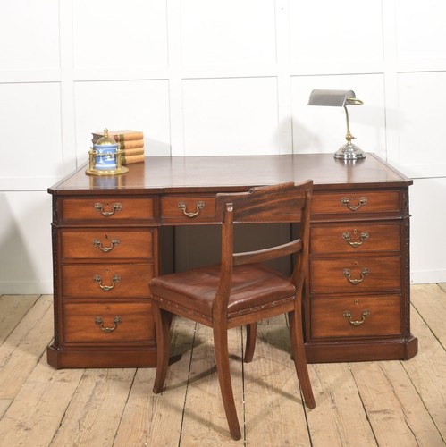 Mahogany partner pedestal - partner’s,