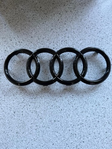Audi front grille - grille, badge
