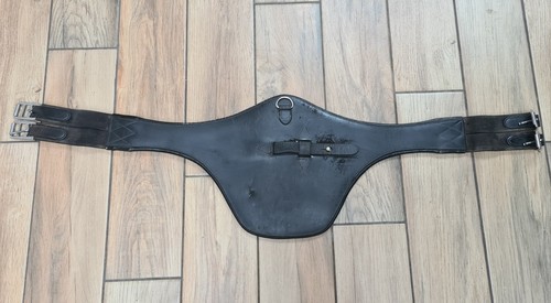 Stud guard girth by - ,