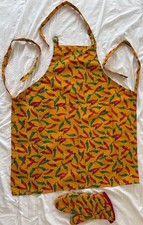 Housewears Apron With Oven Mitt Red & Green Peppers Made In USA NWOT