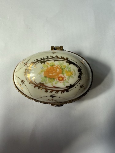 Egg shaped trinket - egg, box