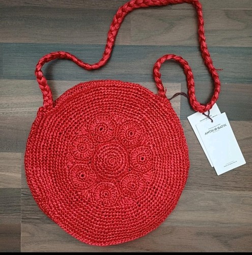 Antik batik red raffia - red, round