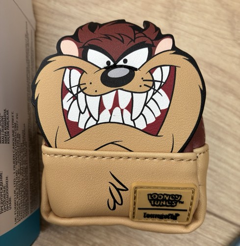 Loungefly looney tunes - looney,