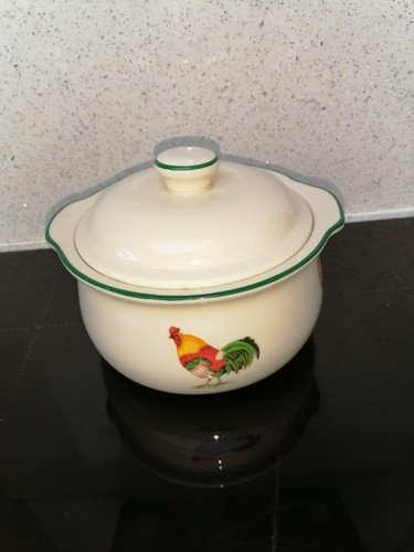 Cloverleaf covered casserole - cloverleaf,