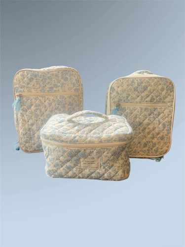 Quilted floral travel bag set - quilted,