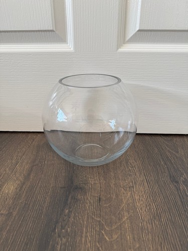 Large clear glass fishbowl - clear,