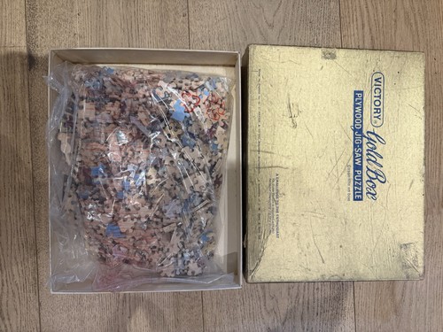 Vintage victory gold box - victory, “gold