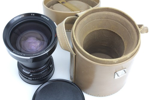 Cased hasselblad 40mm - f4, carl