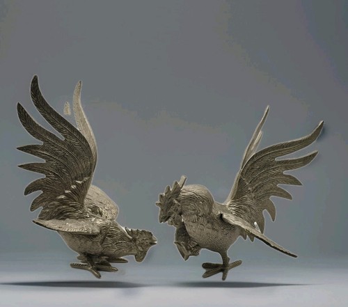 Silver plate roosters - plate, fighting