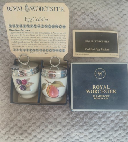 Royal worcester egg - royal, 2