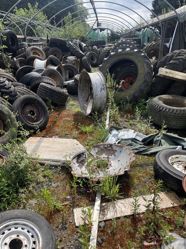 Tractor and agriculture wheels - and,