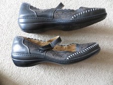 LORETTA BLACK LEATHER STRAP