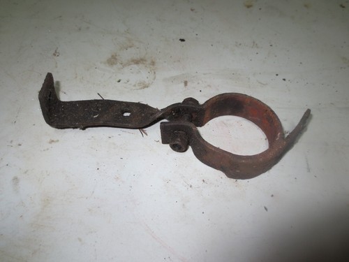 Triumph tr3 exhaust bracket - triumph,