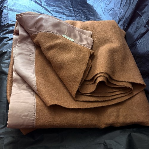 Vintage 100 wool satin - vintage,