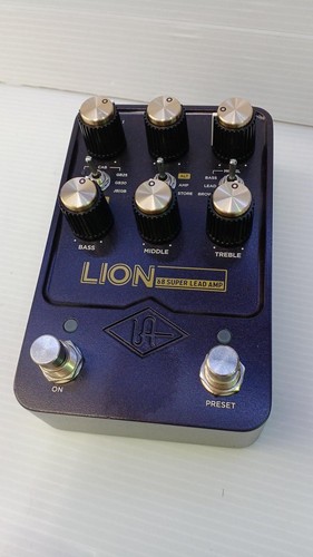 Universal audio lion - universal, super