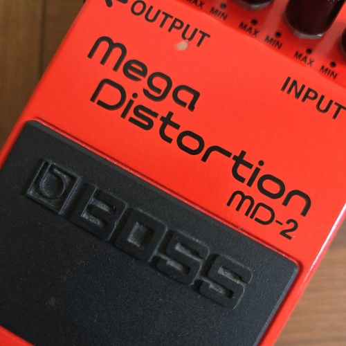 Boss mega distortion - md-2,